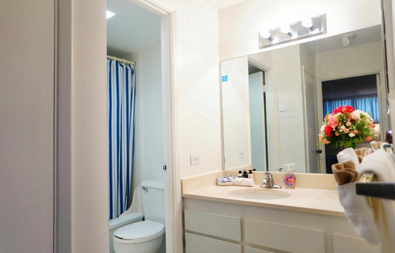 1508- Heart Of Waikiki With Kitchen-Free Parking-King Bed-Corner Unit Daire Honolulu Dış mekan fotoğraf