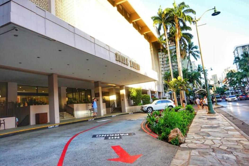 1508- Heart Of Waikiki With Kitchen-Free Parking-King Bed-Corner Unit Daire Honolulu Dış mekan fotoğraf