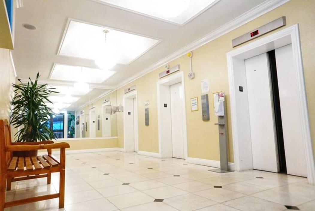 1508- Heart Of Waikiki With Kitchen-Free Parking-King Bed-Corner Unit Daire Honolulu Dış mekan fotoğraf